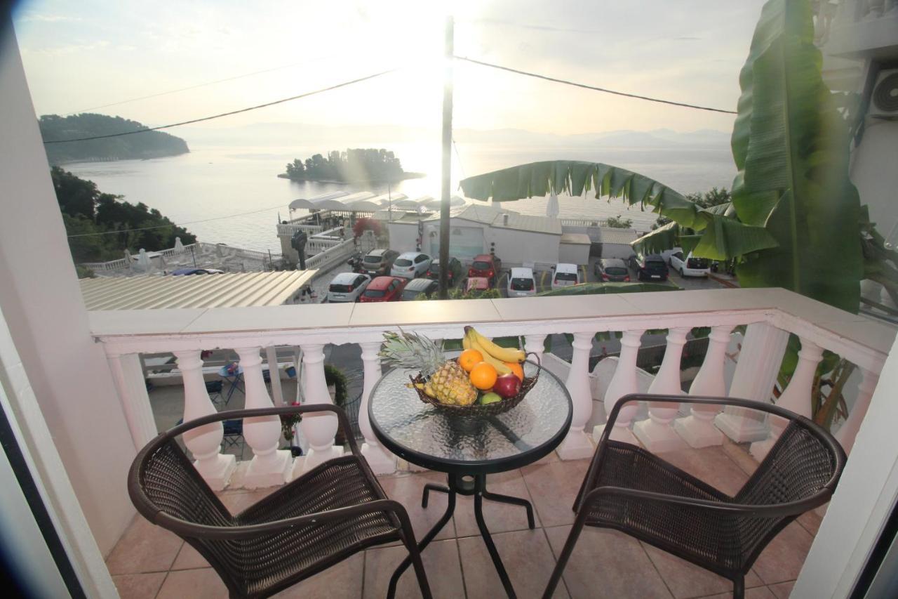 Batis Breeze Bed & Breakfast Perama  Exterior photo