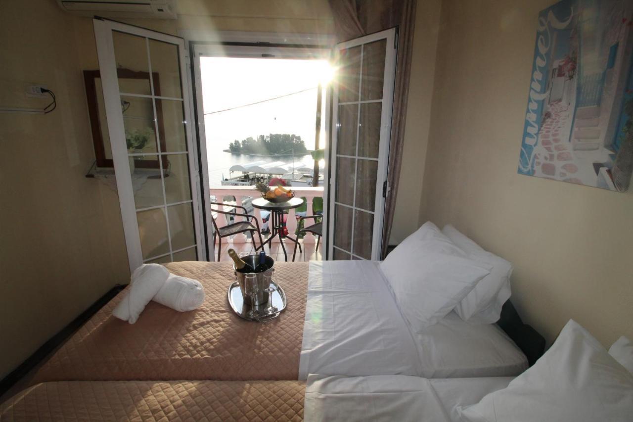 Batis Breeze Bed & Breakfast Perama  Exterior photo