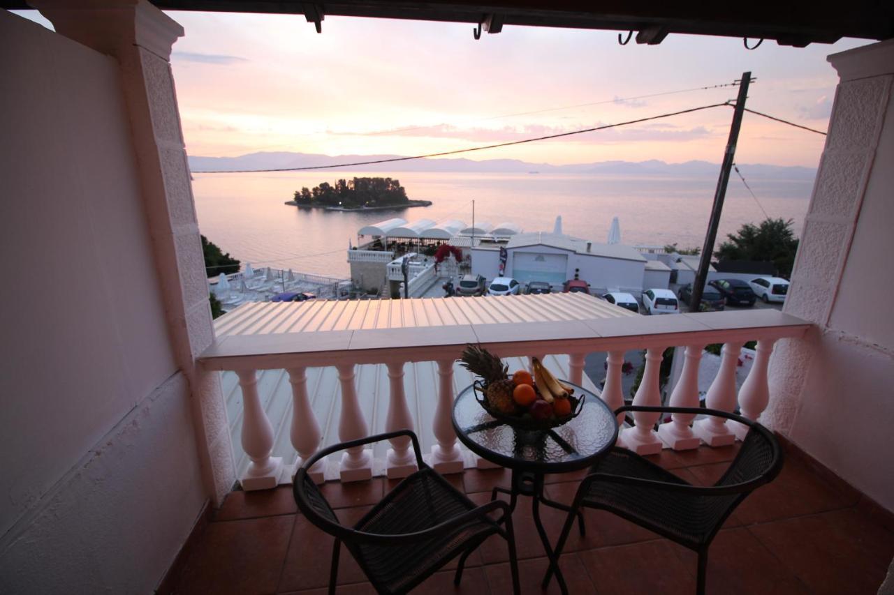 Batis Breeze Bed & Breakfast Perama  Exterior photo