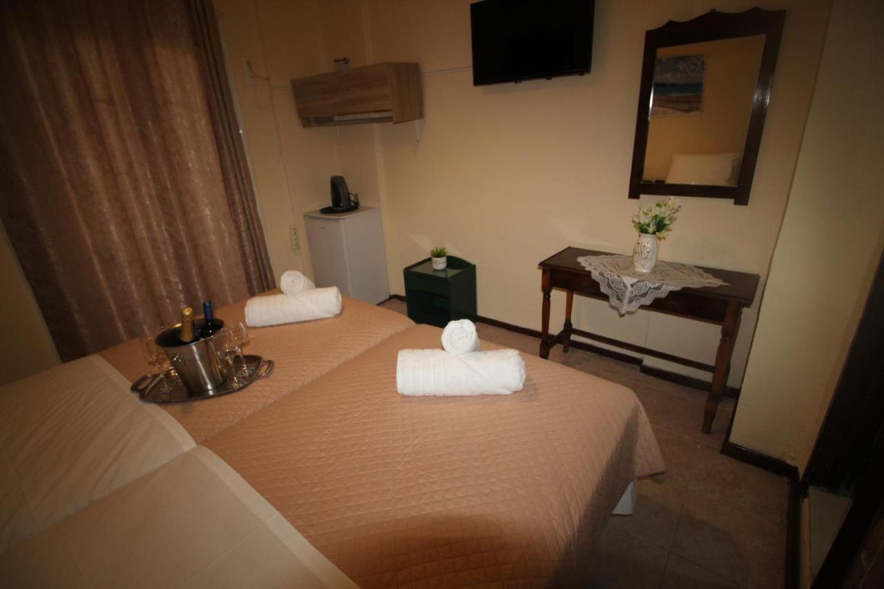 Batis Breeze Bed & Breakfast Perama  Exterior photo