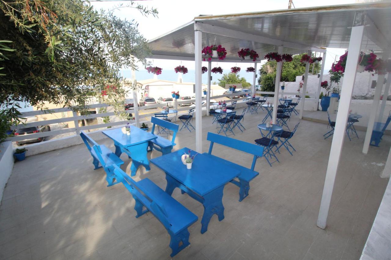 Batis Breeze Bed & Breakfast Perama  Exterior photo